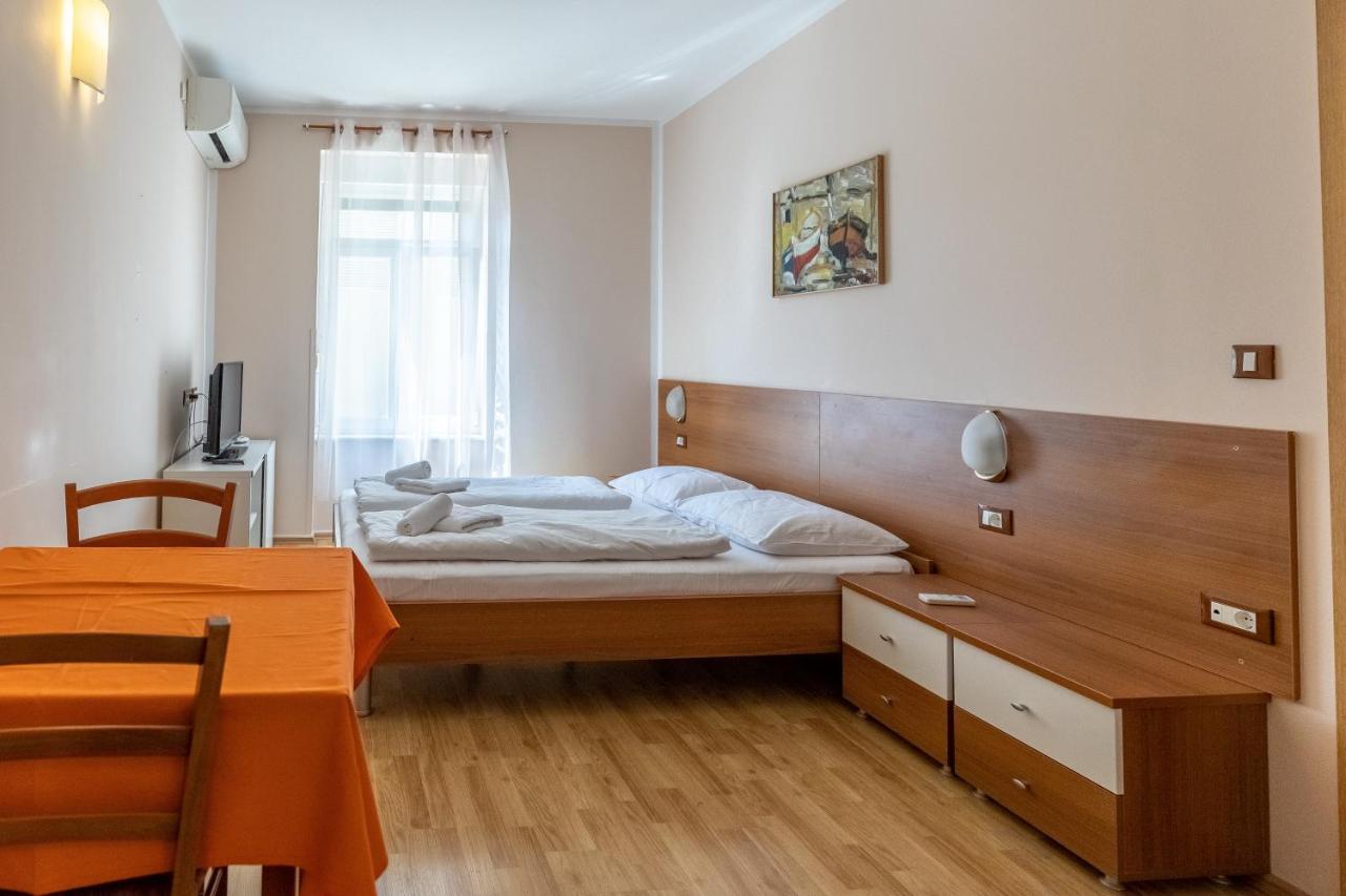 Apartments Liburnija Опатия Екстериор снимка