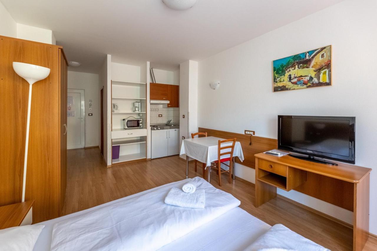 Apartments Liburnija Опатия Екстериор снимка