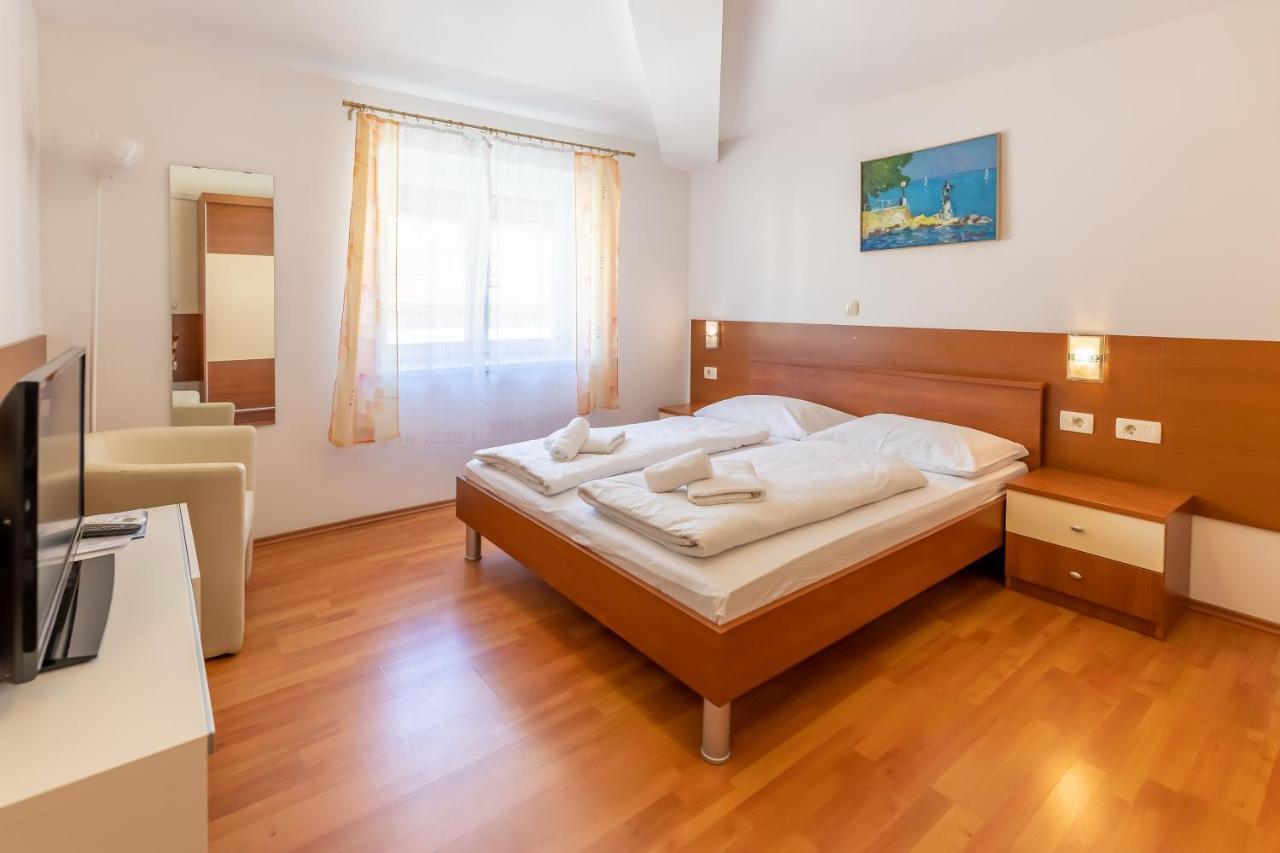 Apartments Liburnija Опатия Екстериор снимка