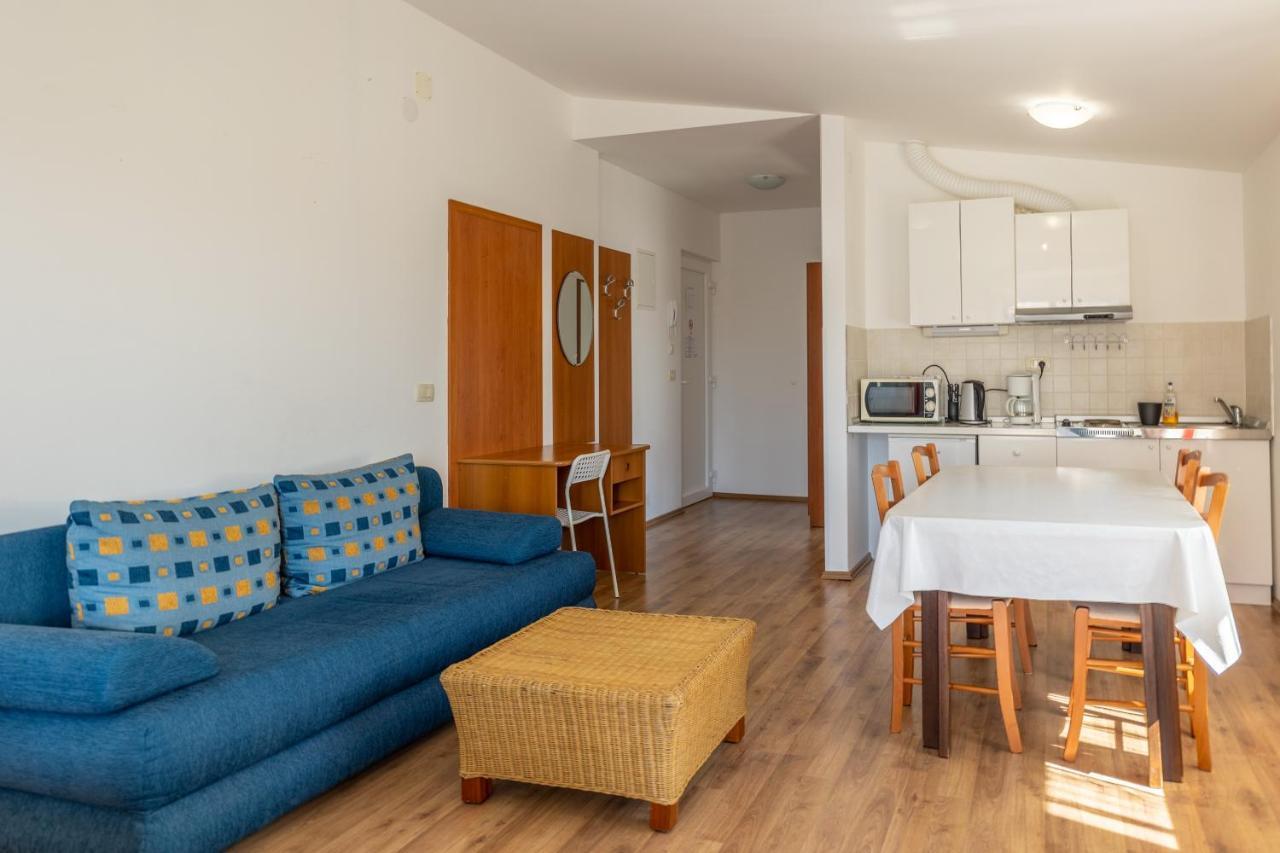 Apartments Liburnija Опатия Екстериор снимка