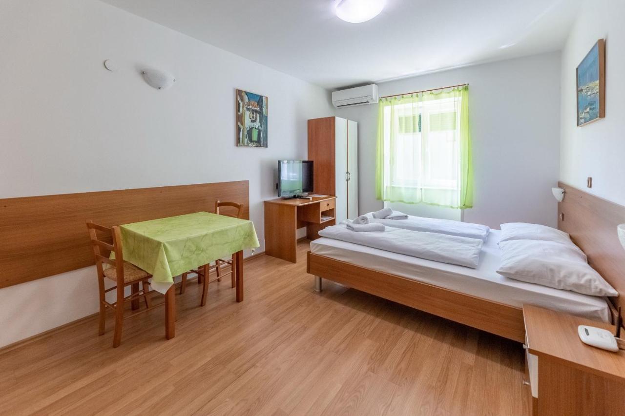 Apartments Liburnija Опатия Екстериор снимка