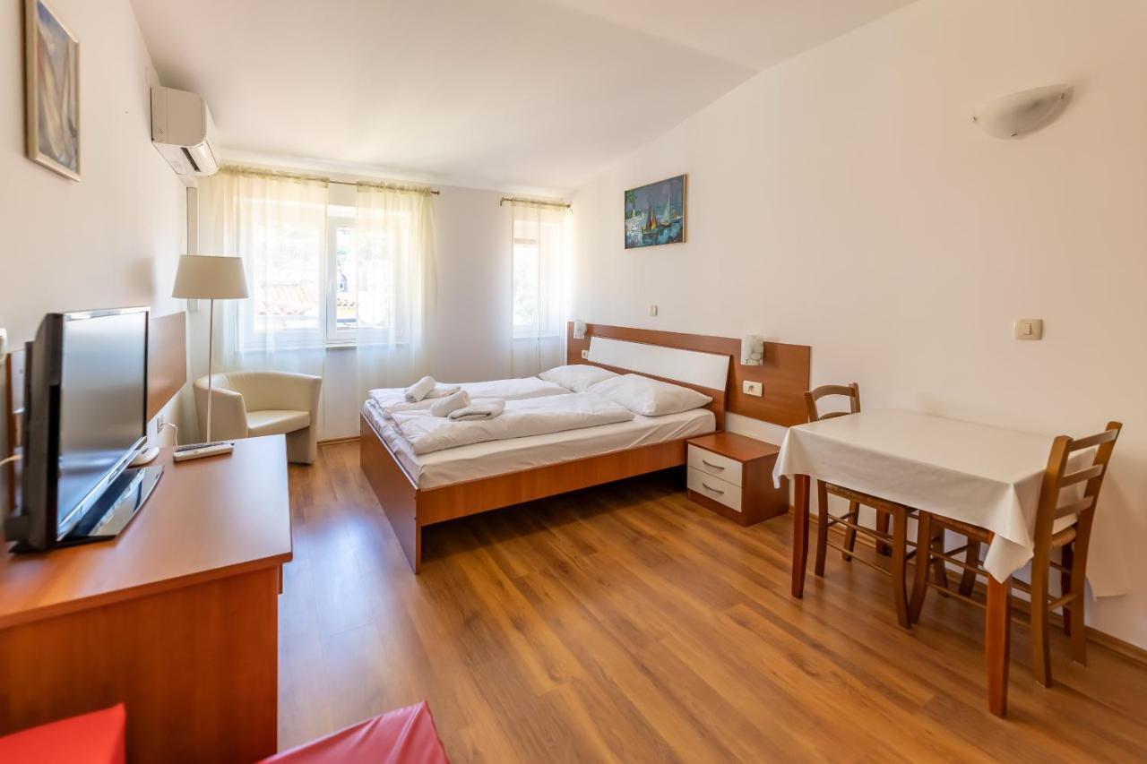 Apartments Liburnija Опатия Екстериор снимка