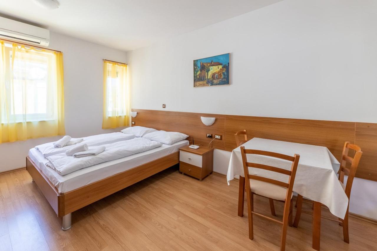 Apartments Liburnija Опатия Екстериор снимка