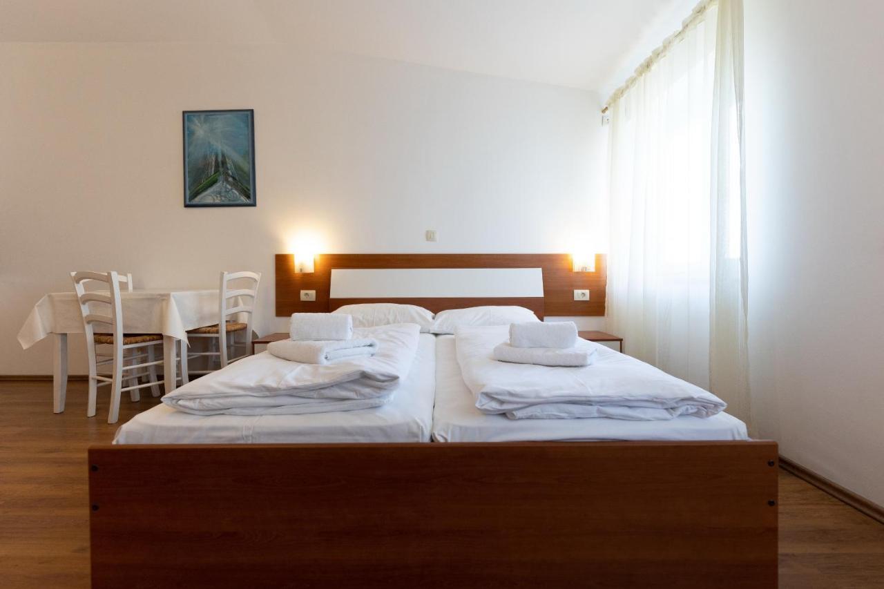Apartments Liburnija Опатия Екстериор снимка